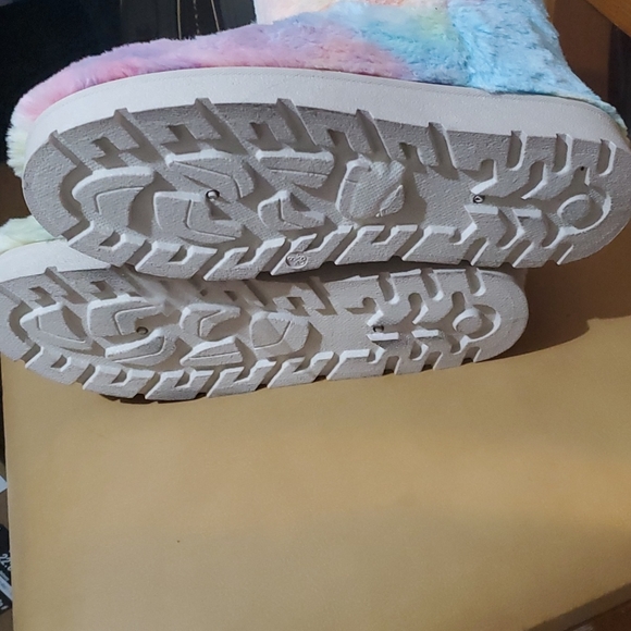 Unicorn 🦄 Boots - Picture 6 of 11